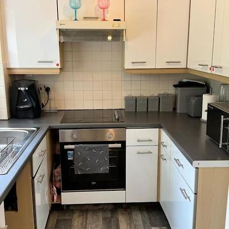 A Cozy Apartment In Barking บาร์คกิ้ง ภายนอก รูปภาพ